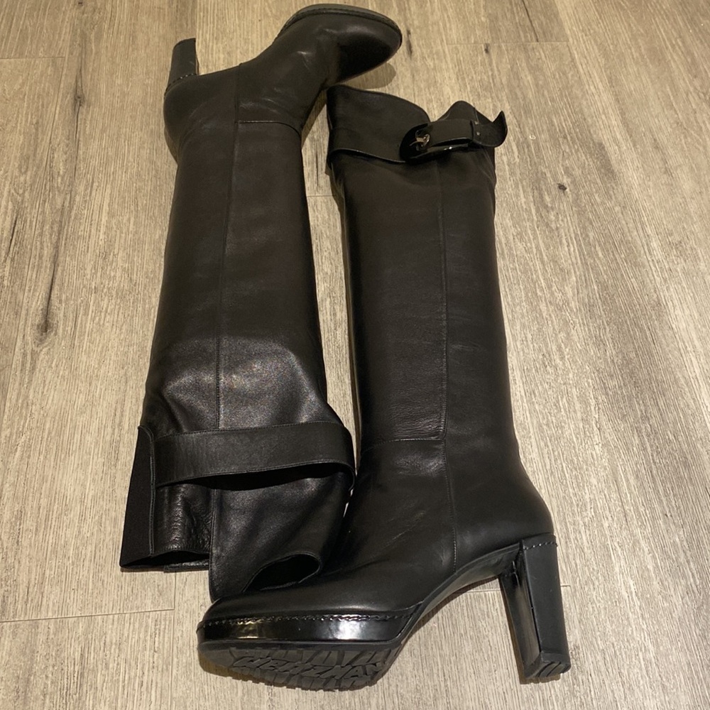 Stuart Weitzman